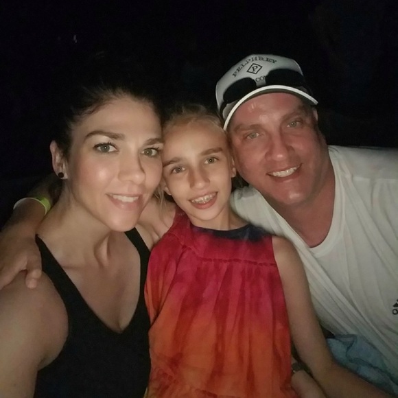 Meet your Posher, Michelle - Picture 2 of 6